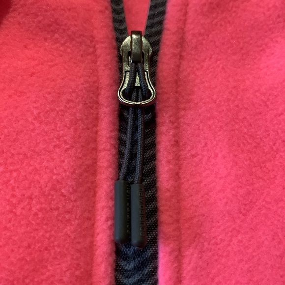 BNWT. New Balance Womens Jacket - Picture 8 of 11